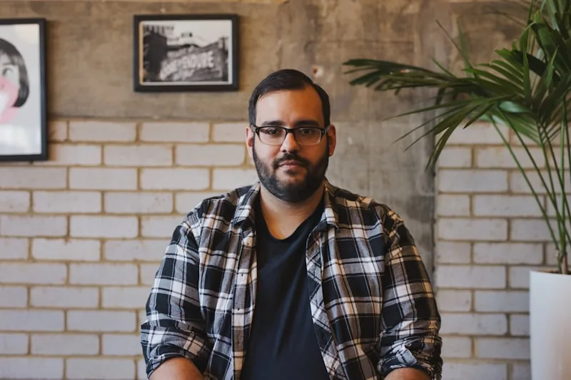 Tinder anmeldelse 2026 — er det stadig den bedste datingapp?
